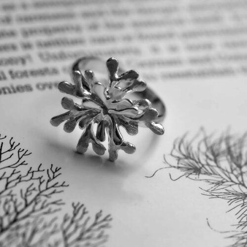 925 sterling Silver gold color plated luxury jewelry photo of a pocillopora genus soft coral sea fan ring for beach and ocean lovers who want to support marine conservation, community empowerment, science, women in science, conservation research and sdg14