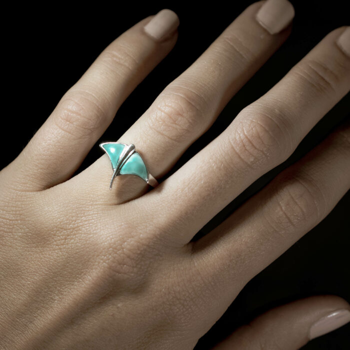 Shop for conservation by purchasing this 925 sterling Silver and Larimar ring that resembles a stingray from Central America’s Pacific Ocean to help protect corals, sharks, rays, turtles and ocean ecosystems in general