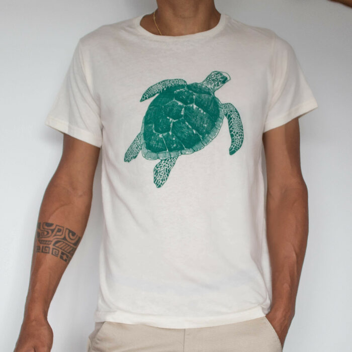 men apparel t-shirt with a green turtle to support local artisans of costa rica and marine conservation
