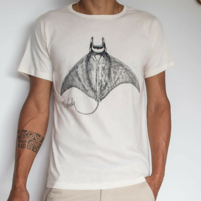 men apparel t-shirt with a mobula ray to support local artisans of costa rica and marine conservation